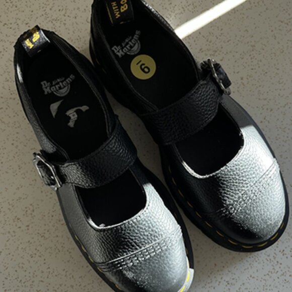 Dr. Martens Addina Flower Buckle Leather Platform Mary Jane in black Milled Napp - Picture 1 of 3
